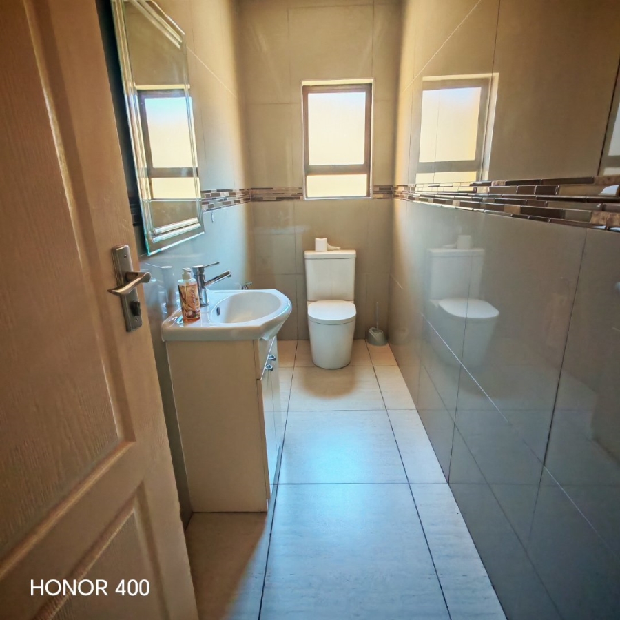 To Let 4 Bedroom Property for Rent in North View Estate Limpopo
