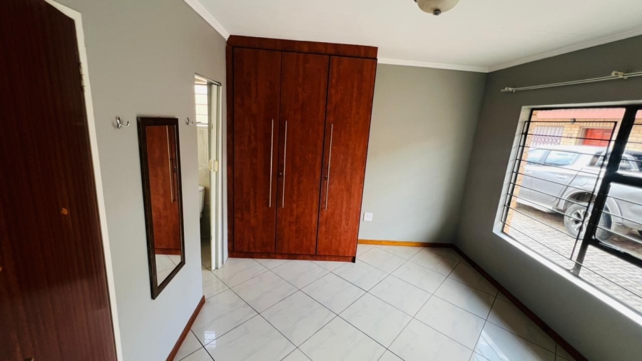 To Let 2 Bedroom Property for Rent in Vharanani Limpopo