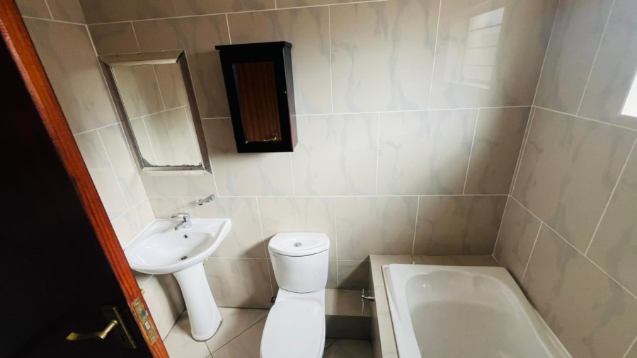 To Let 2 Bedroom Property for Rent in Vharanani Limpopo