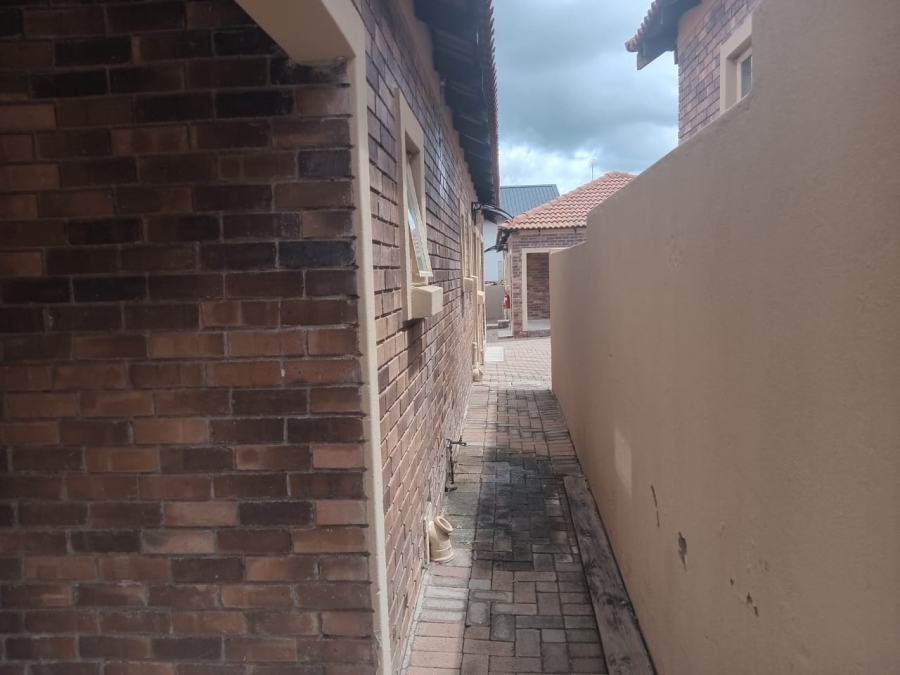 To Let 3 Bedroom Property for Rent in Waterberry Country Estate Limpopo
