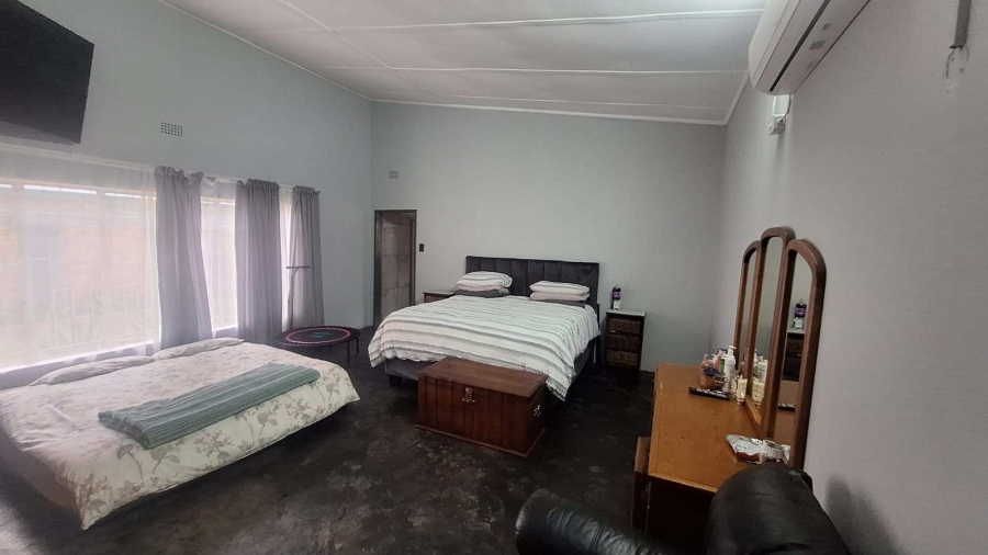3 Bedroom Property for Sale in Kameeldoringpark Limpopo