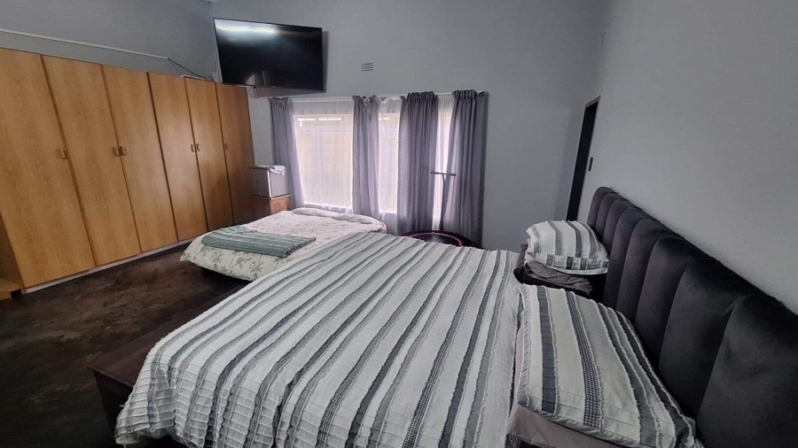 3 Bedroom Property for Sale in Kameeldoringpark Limpopo