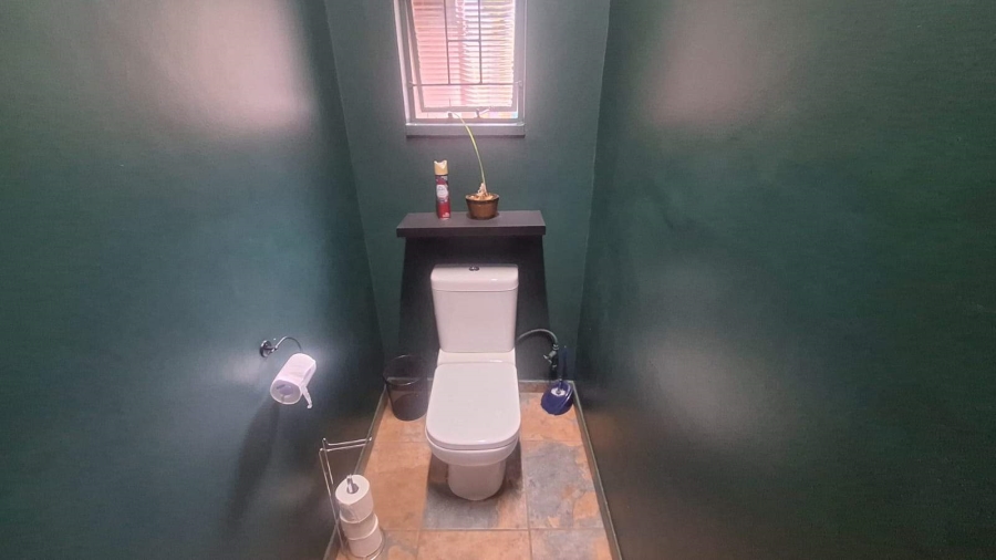 3 Bedroom Property for Sale in Kameeldoringpark Limpopo