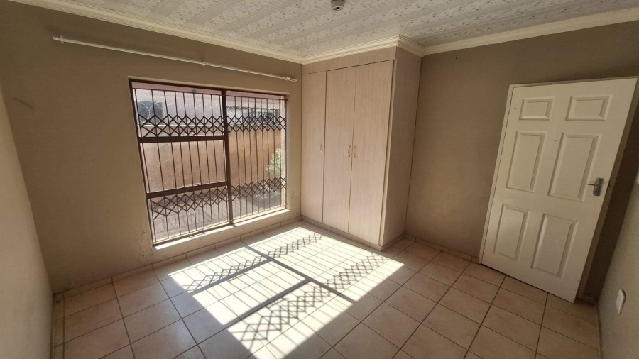 To Let 3 Bedroom Property for Rent in Chroompark Limpopo