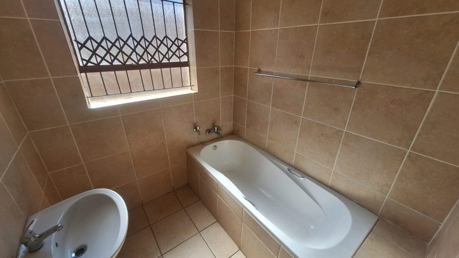 To Let 3 Bedroom Property for Rent in Chroompark Limpopo