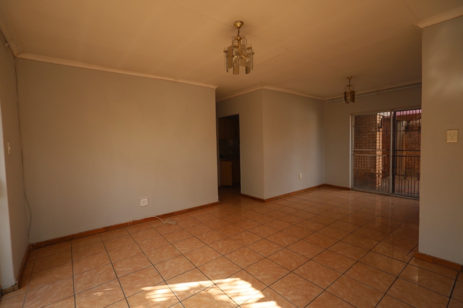 To Let 3 Bedroom Property for Rent in Ivydale Limpopo