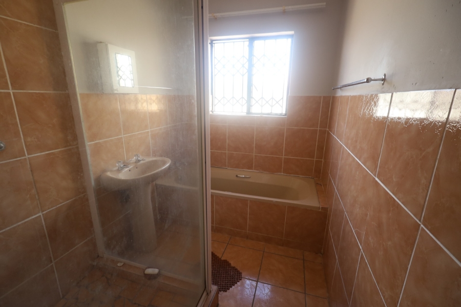 To Let 3 Bedroom Property for Rent in Ivydale Limpopo