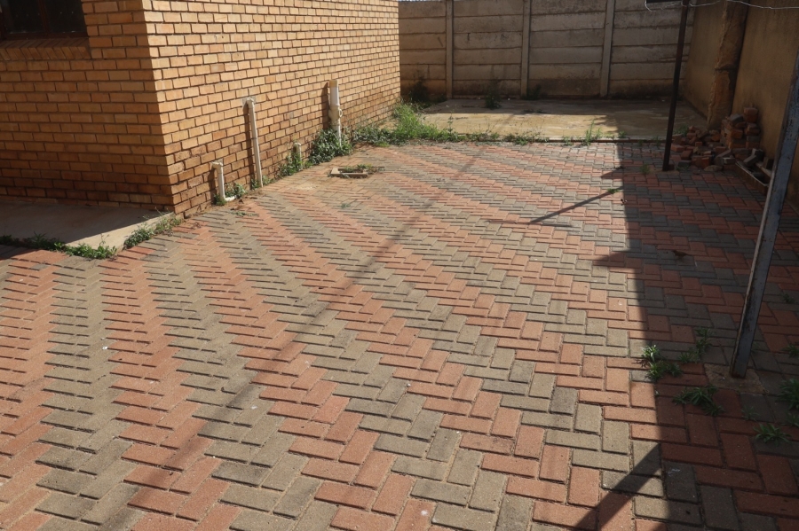 To Let 3 Bedroom Property for Rent in Ivydale Limpopo