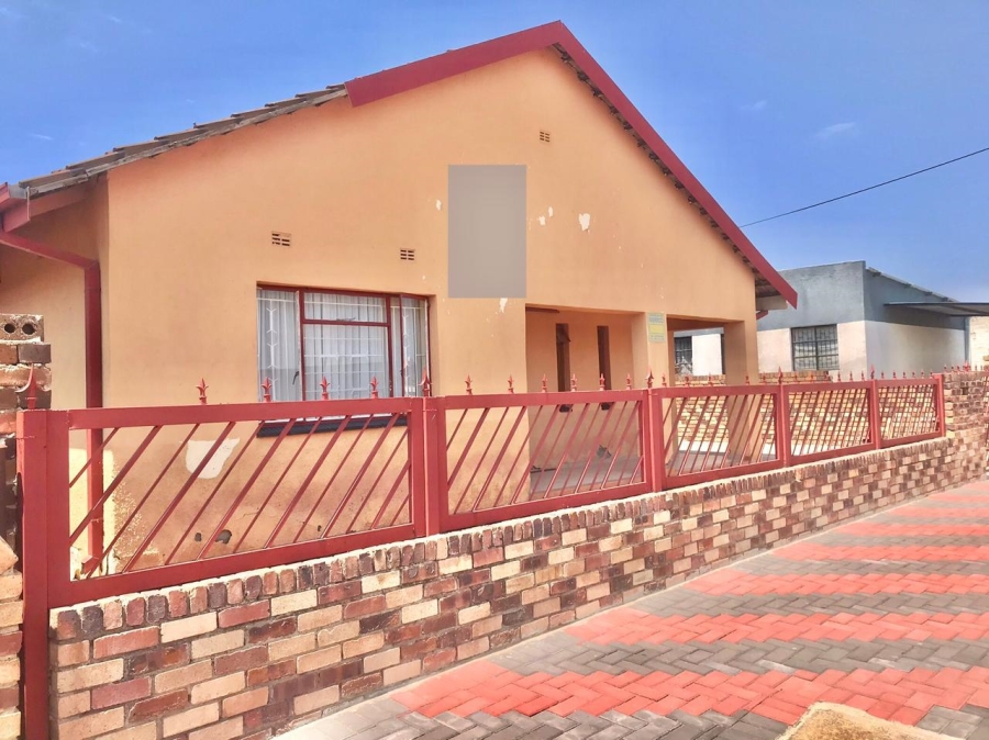 3 Bedroom Property for Sale in Seshego C Limpopo