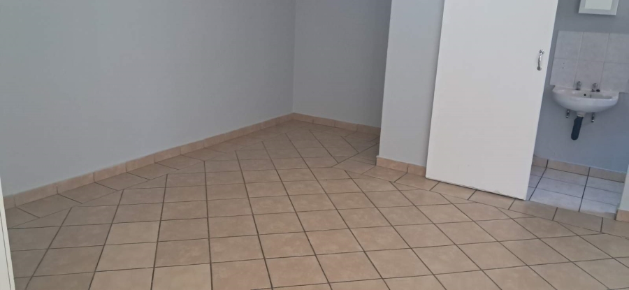 To Let 1 Bedroom Property for Rent in Polokwane Central Limpopo