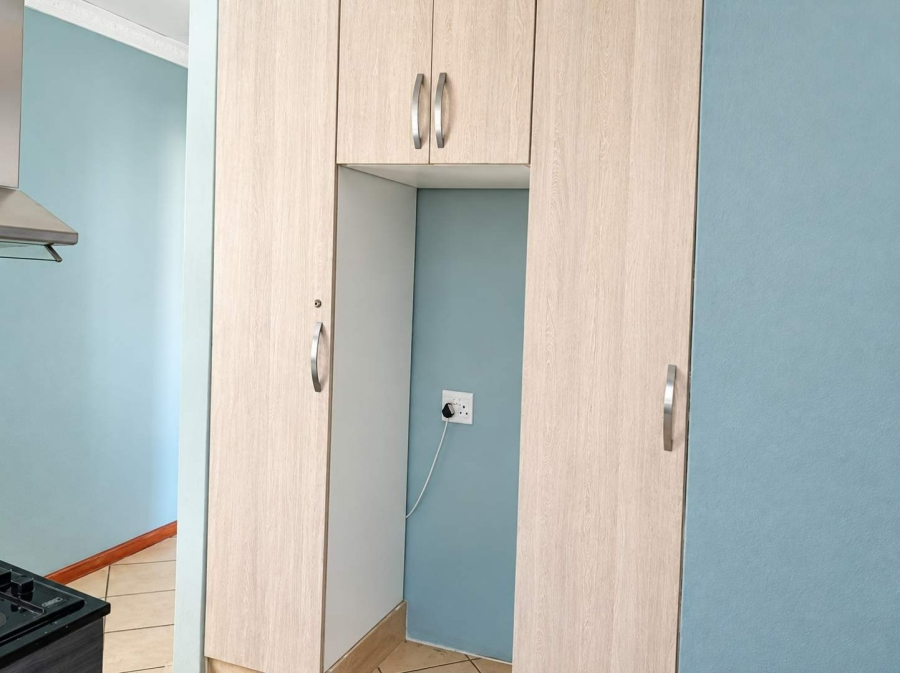 To Let 3 Bedroom Property for Rent in Lesedi Park Limpopo