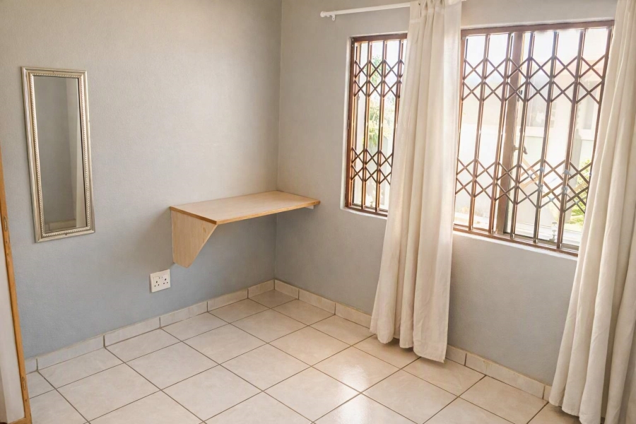 To Let 3 Bedroom Property for Rent in Lesedi Park Limpopo