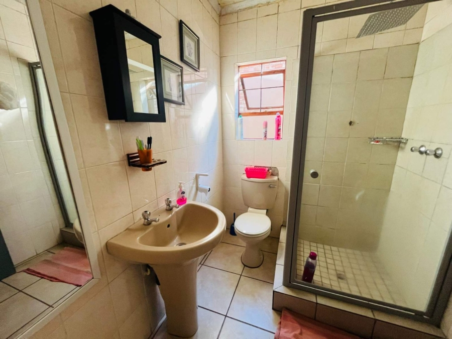 4 Bedroom Property for Sale in Bendor Limpopo
