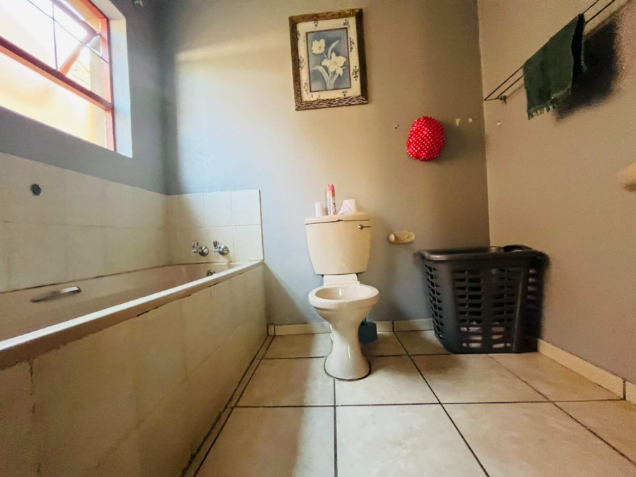 4 Bedroom Property for Sale in Bendor Limpopo