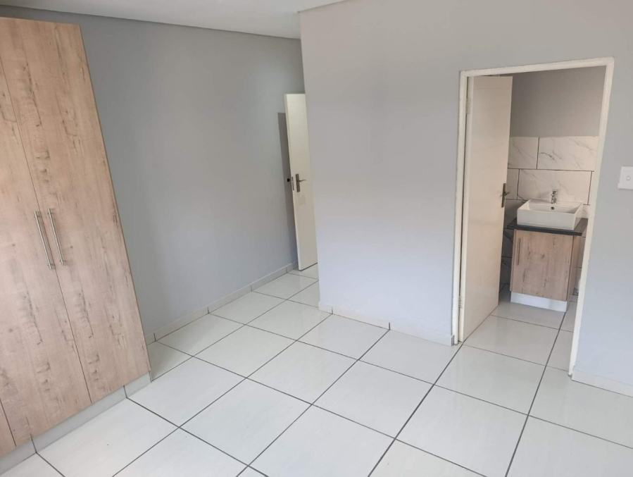 To Let 3 Bedroom Property for Rent in Bendor Limpopo
