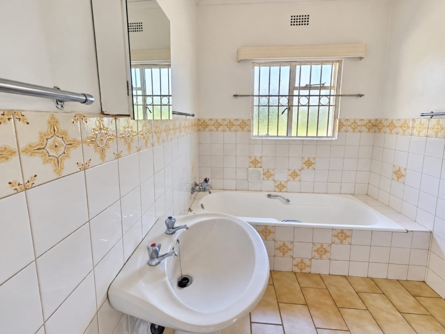 To Let 3 Bedroom Property for Rent in Welgelegen Limpopo