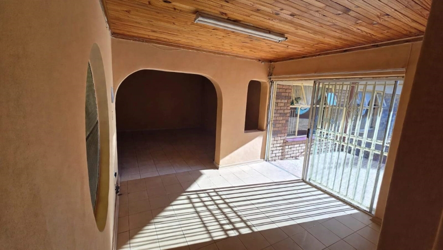 To Let 3 Bedroom Property for Rent in Fauna Park Limpopo