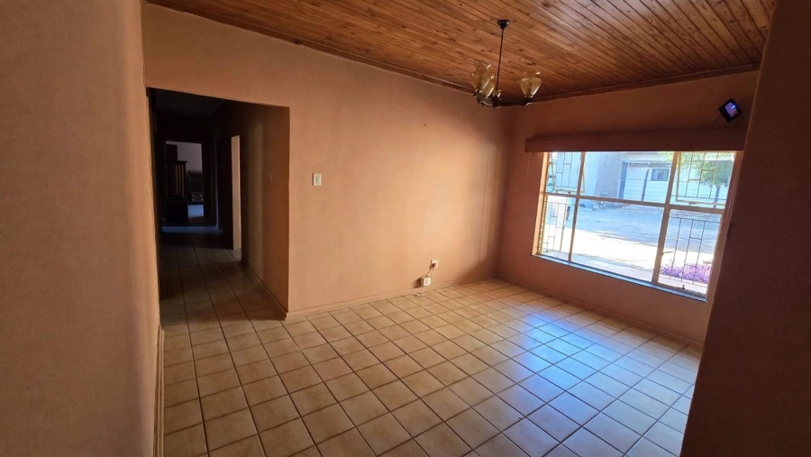 To Let 3 Bedroom Property for Rent in Fauna Park Limpopo