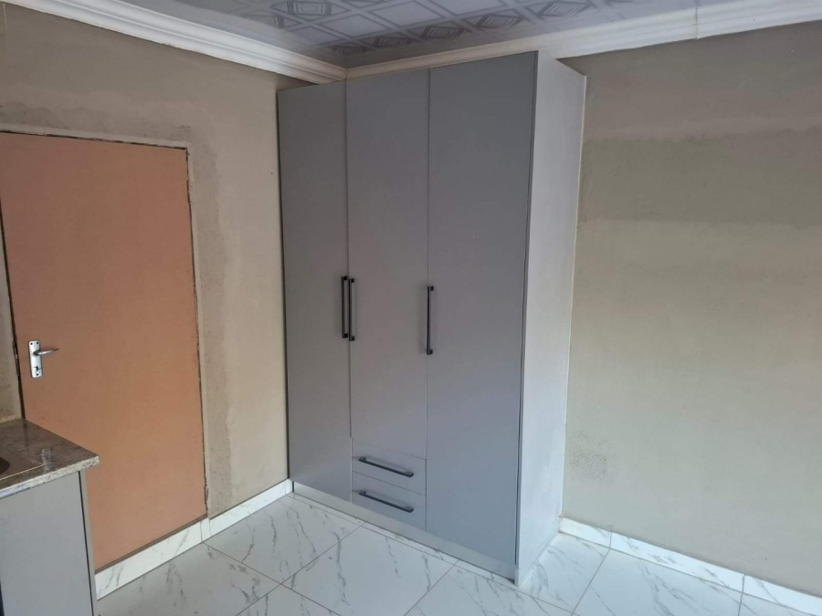 To Let 1 Bedroom Property for Rent in Fauna Park Limpopo