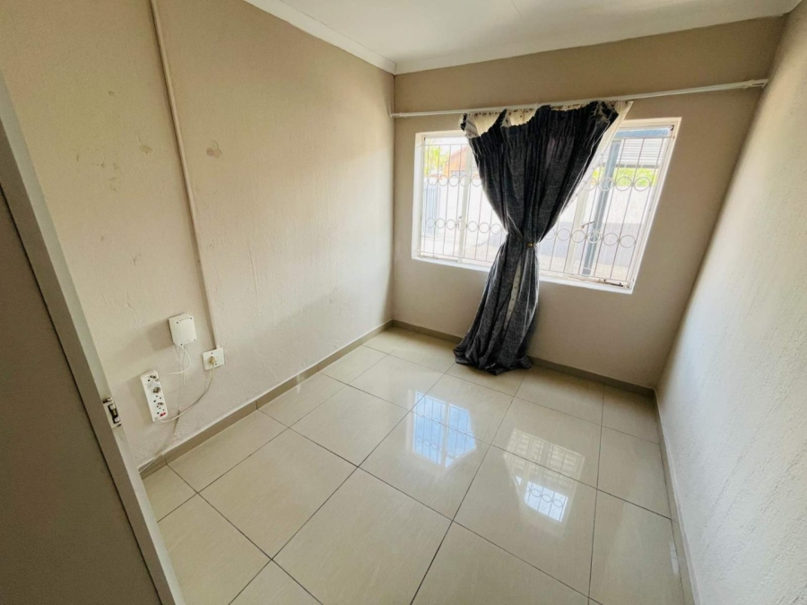 To Let 3 Bedroom Property for Rent in Flora Park Limpopo