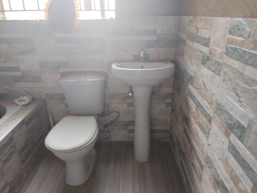 3 Bedroom Property for Sale in Kalkfontein A H Limpopo