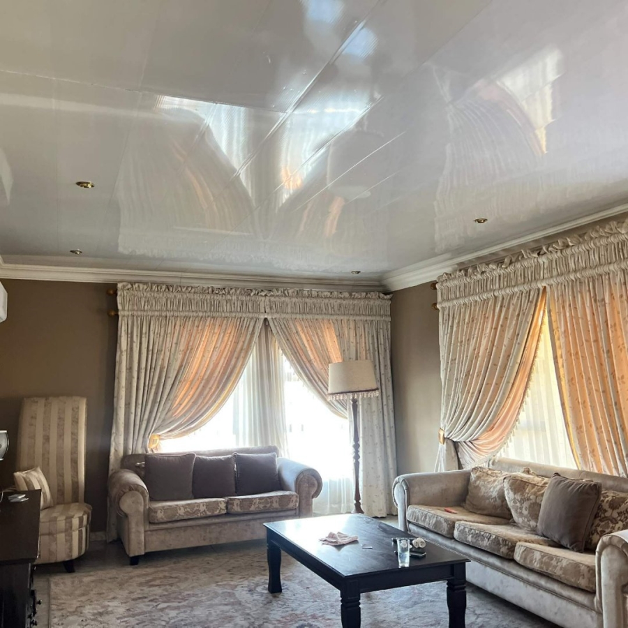 5 Bedroom Property for Sale in North View Estate Limpopo