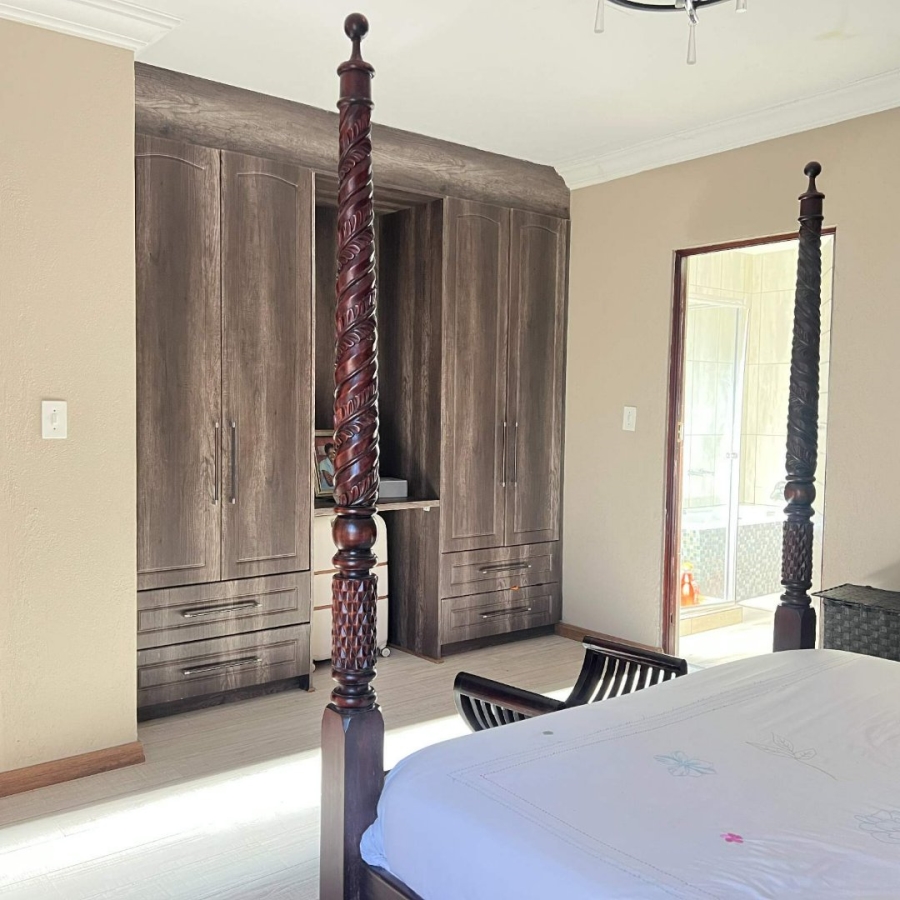 5 Bedroom Property for Sale in North View Estate Limpopo