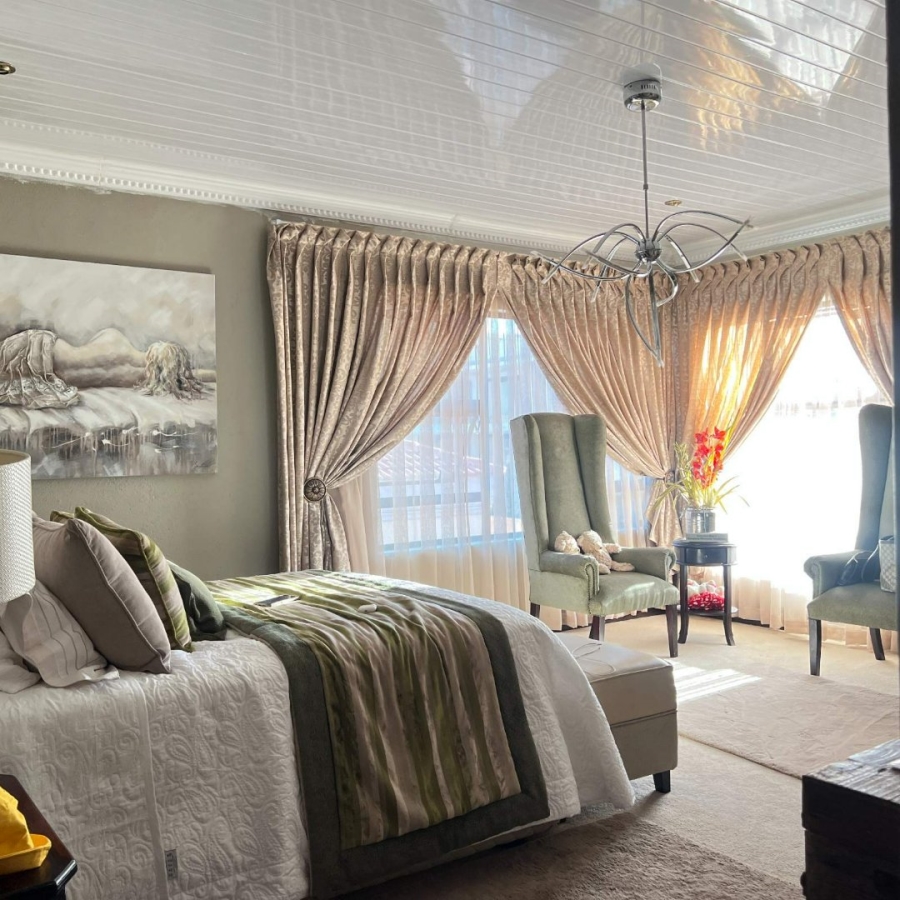 5 Bedroom Property for Sale in North View Estate Limpopo