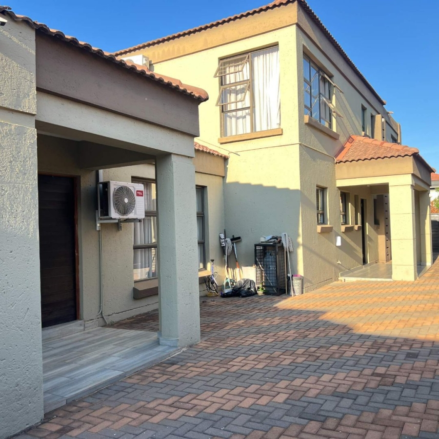 5 Bedroom Property for Sale in North View Estate Limpopo