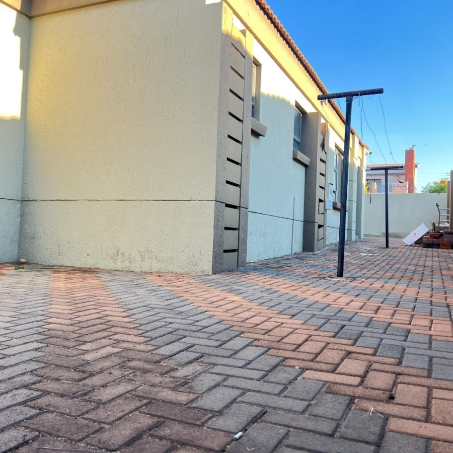 5 Bedroom Property for Sale in North View Estate Limpopo