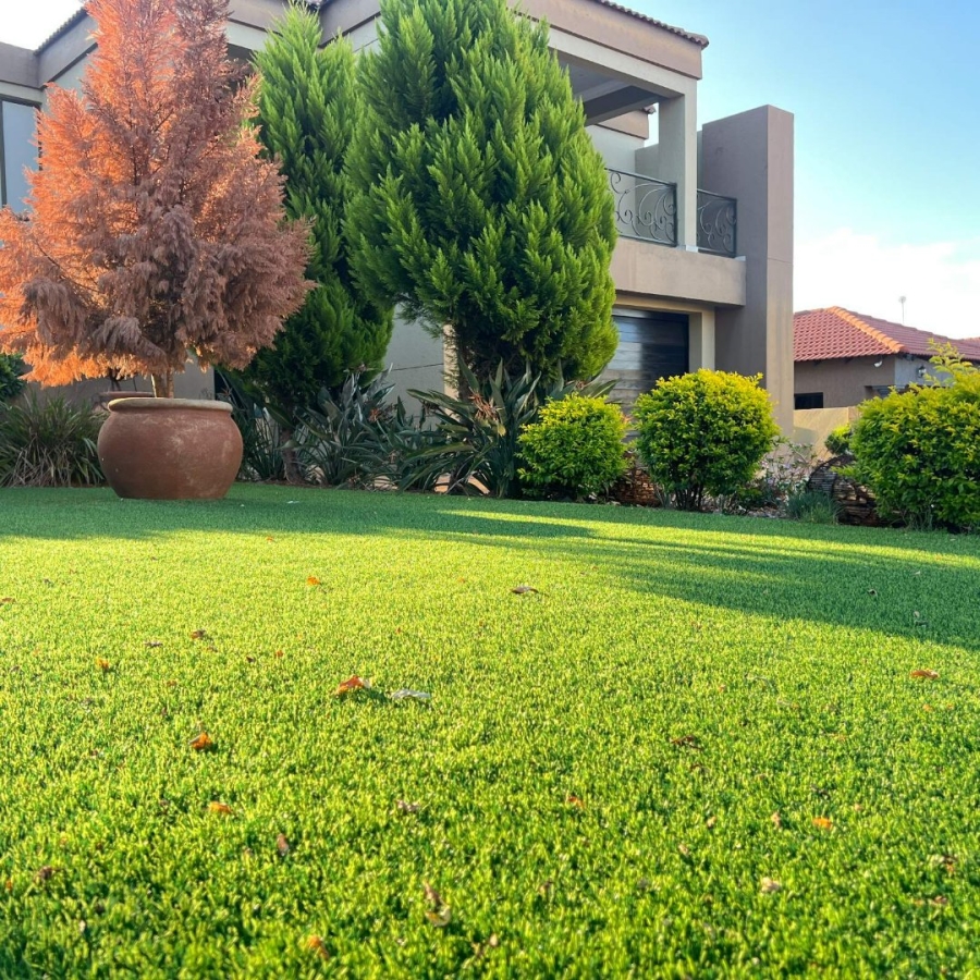 5 Bedroom Property for Sale in North View Estate Limpopo