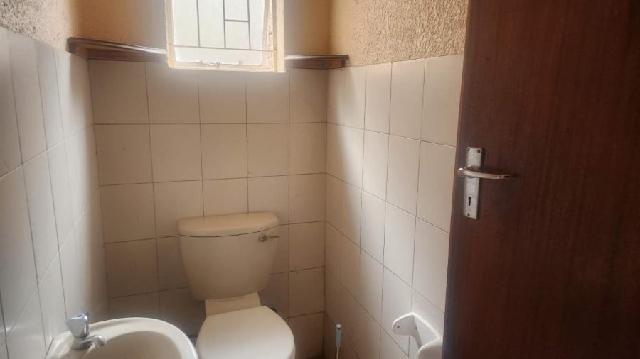 2 Bedroom Property for Sale in Polokwane Central Limpopo