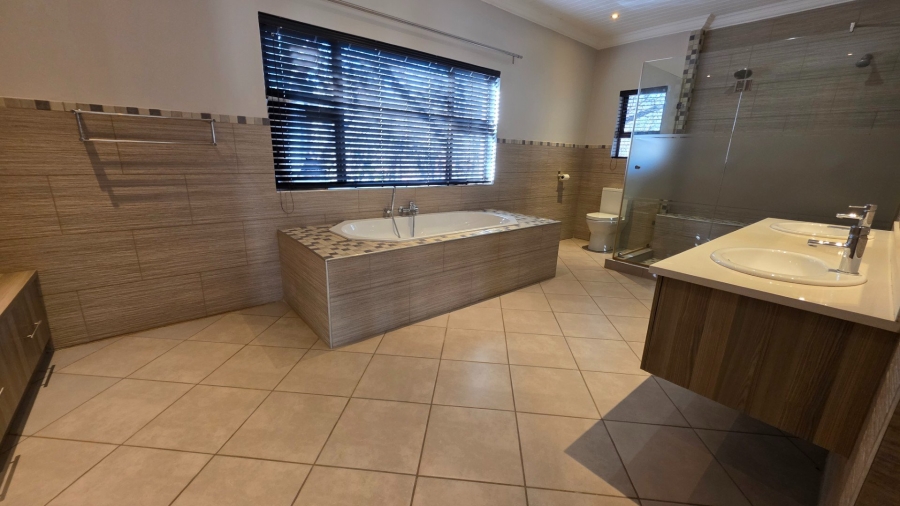 3 Bedroom Property for Sale in Verloren Estate Limpopo