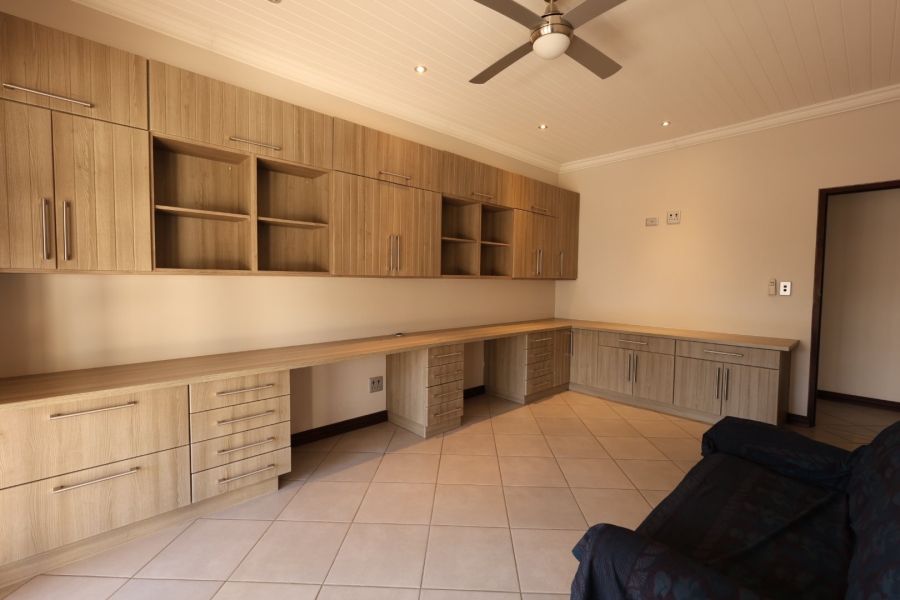 3 Bedroom Property for Sale in Verloren Estate Limpopo