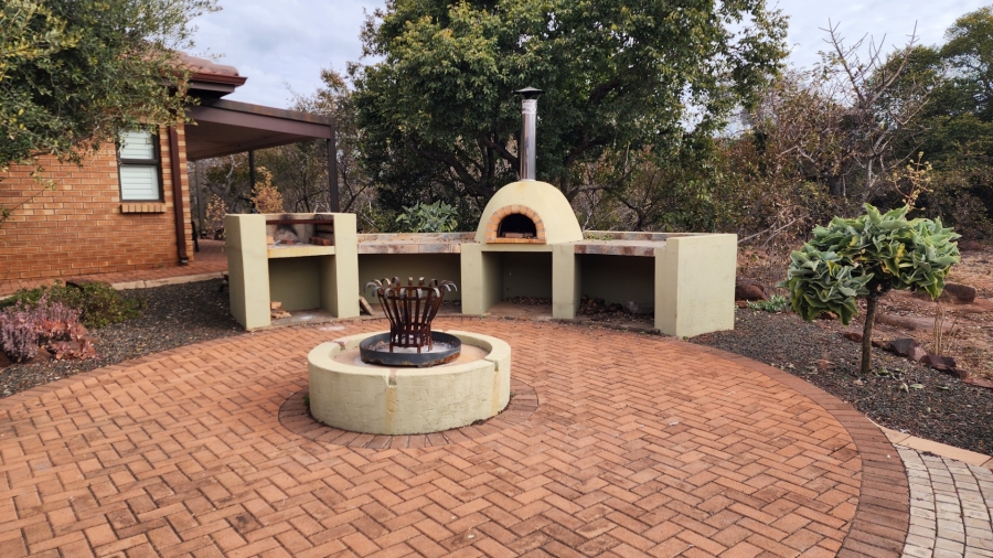 7 Bedroom Property for Sale in Verloren Estate Limpopo