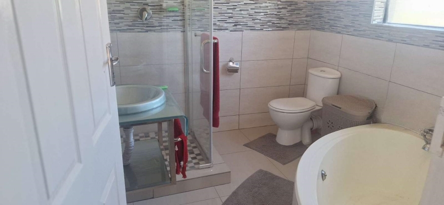 3 Bedroom Property for Sale in Chroompark Limpopo