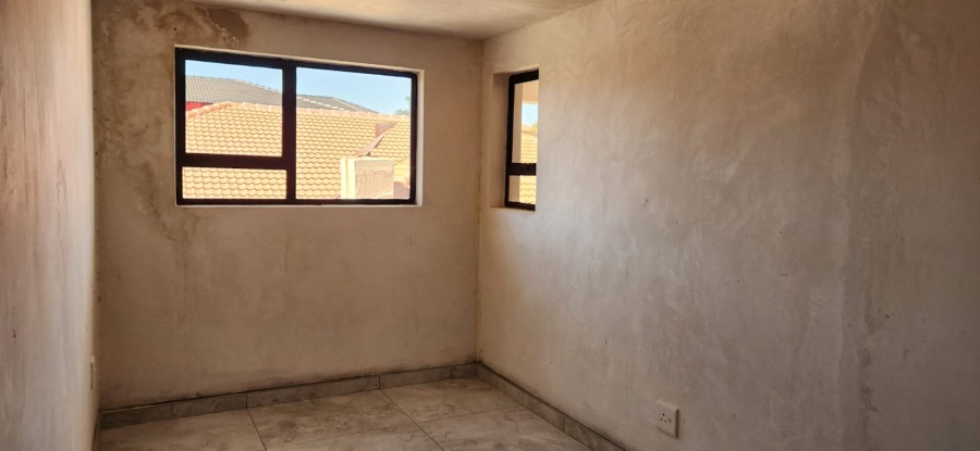 7 Bedroom Property for Sale in North View Estate Limpopo