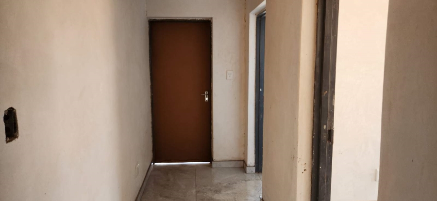 7 Bedroom Property for Sale in North View Estate Limpopo