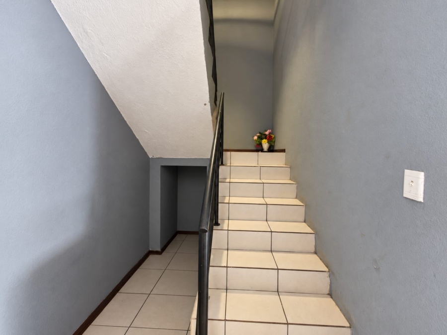 To Let 3 Bedroom Property for Rent in Moregloed Limpopo