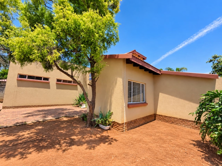 3 Bedroom Property for Sale in Flora Park Limpopo