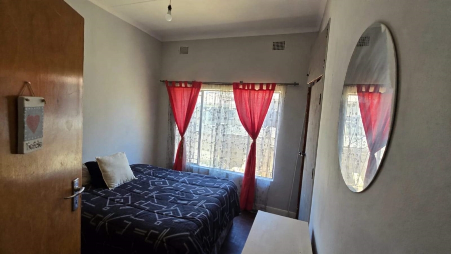 5 Bedroom Property for Sale in Annadale Limpopo
