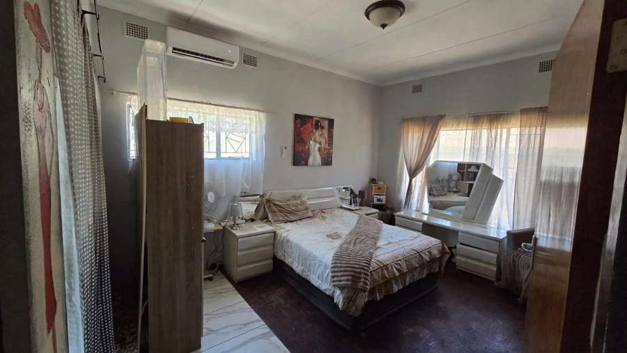 5 Bedroom Property for Sale in Annadale Limpopo