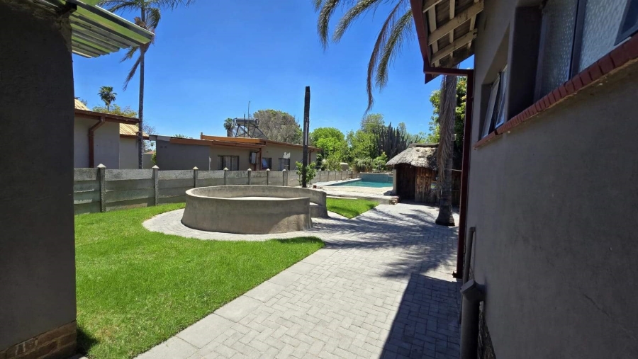 5 Bedroom Property for Sale in Annadale Limpopo