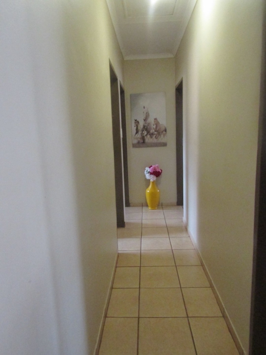 To Let 3 Bedroom Property for Rent in Thabazimbi Limpopo