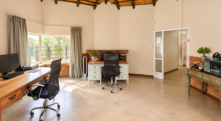 5 Bedroom Property for Sale in Modimolle Limpopo