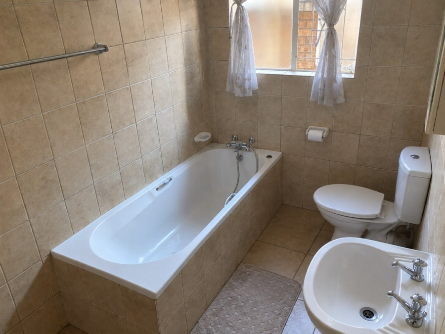 To Let 2 Bedroom Property for Rent in Debron Limpopo