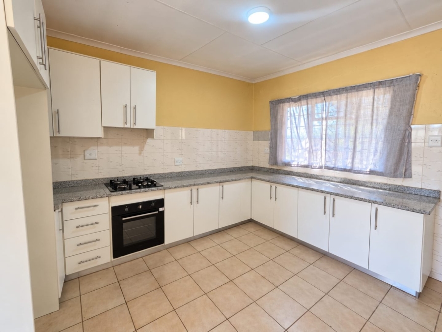 2 Bedroom Property for Sale in Kalkfontein A H Limpopo