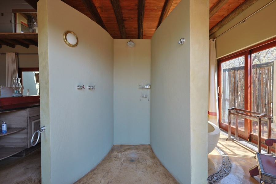 3 Bedroom Property for Sale in Mabula Private Game Lodge Limpopo