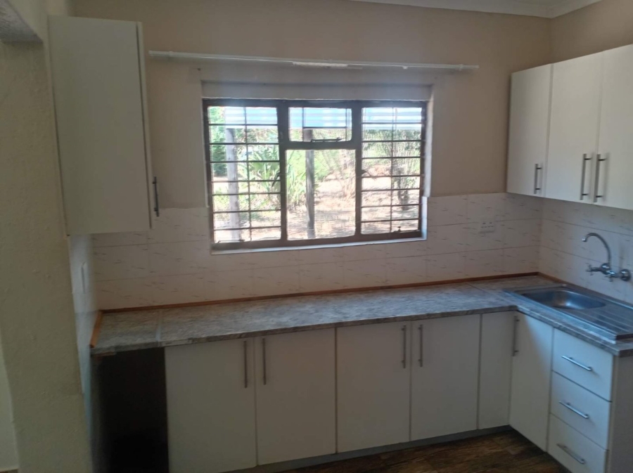 To Let Commercial Property for Rent in Kalkfontein A H Limpopo