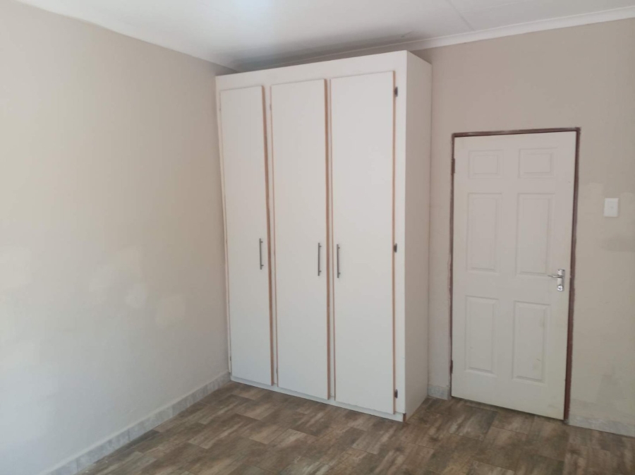 To Let Commercial Property for Rent in Kalkfontein A H Limpopo